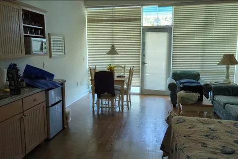 Dunedin RV Resort and Blue Moon Inn