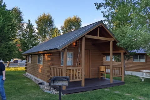 Yellowstone Grizzly RV Park
