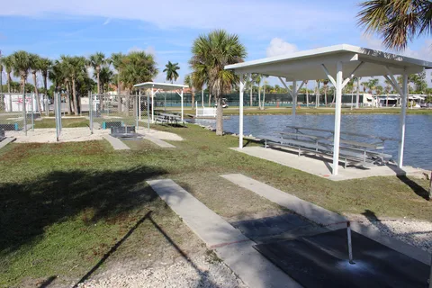 Siesta Bay RV Resort