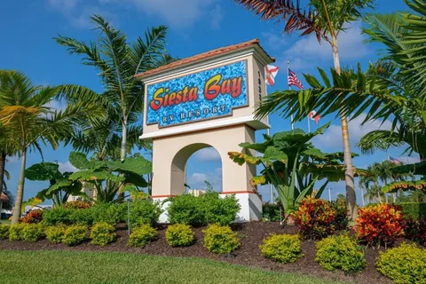 Siesta Bay RV Resort