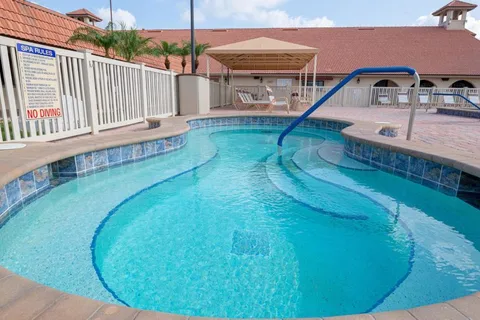 Siesta Bay RV Resort