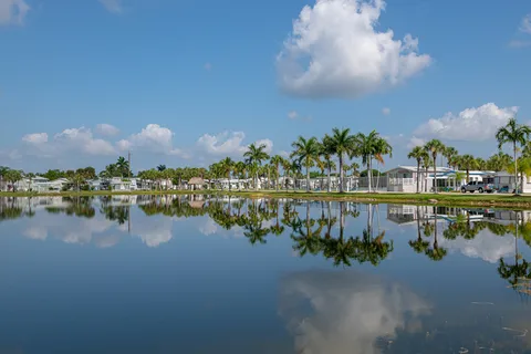 Siesta Bay RV Resort