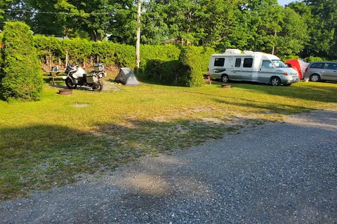 Camping Aux Flots Bleus