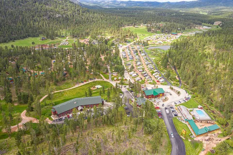 Mount Rushmore KOA at Palmer Gulch Resort