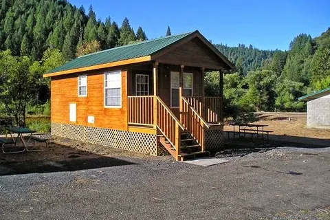 Yosemite Lakes RV Resort