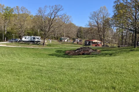 Diamond Caverns RV Resort and Golf