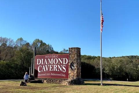 Diamond Caverns RV Resort and Golf