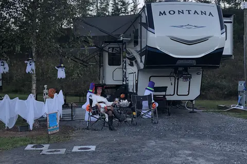 Blue Ridge / Toccoa River KOA Holiday