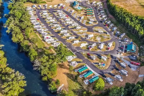 Blue Ridge / Toccoa River KOA Holiday