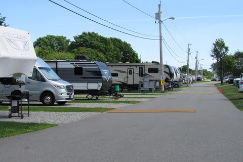 Meadowlark RV Park