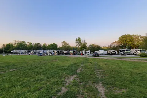Meadowlark RV Park