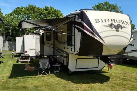 Meadowlark RV Park