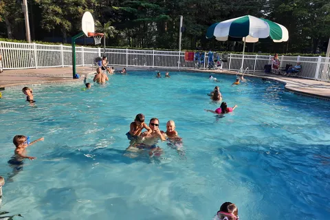 Pine Grove Campground LLC