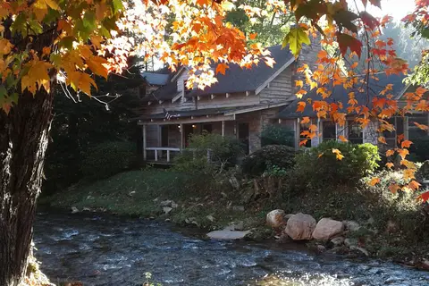 Hillbilly Creekside Campground