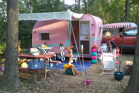 Camp Toodik Campground and Canoe