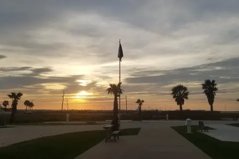 The Breeze Hotel and RV Park