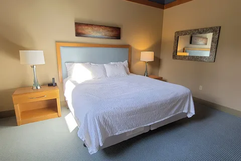Lucky Eagle RV and Hotel
