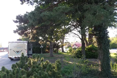 Evergreen Inn and RV Park