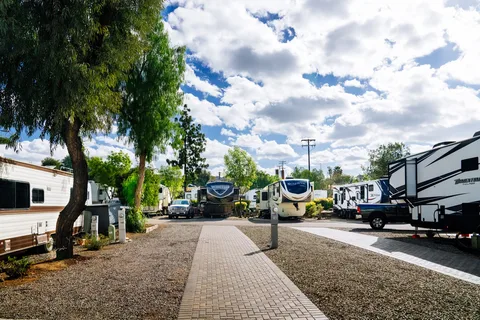 Circle RV Resort - Sunland