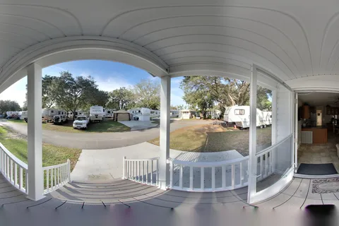 Tampa East RV Resort