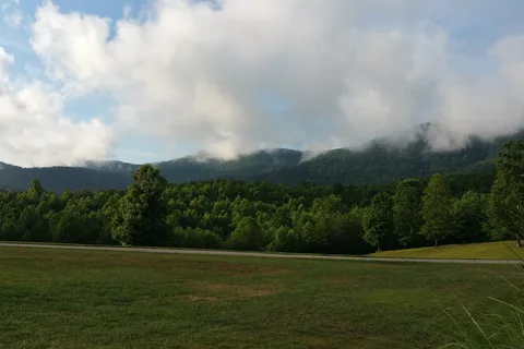 R-Ranch In The Mountains - Members