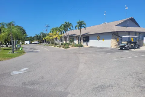 Fort Myers / Pine Island KOA Holiday