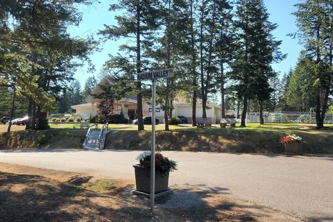 RidgeView Resort