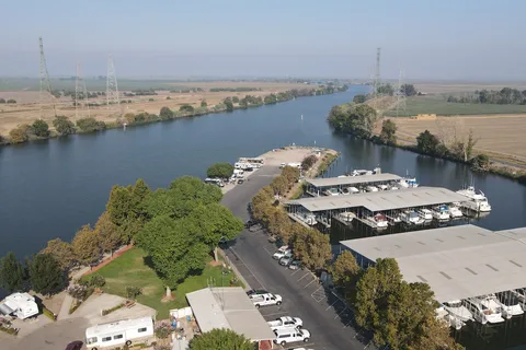 Riverpoint Landing Marina-Resort