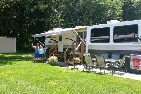Coopers Mobile Home Park and RVs