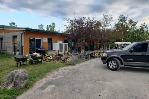 Campers Cove RV and Campground