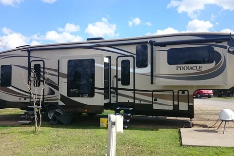 Pavilion RV Park