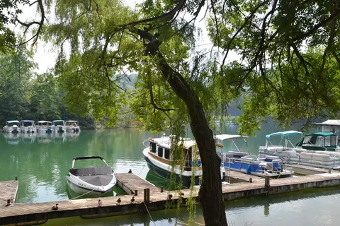 Almond Boat and RV Park