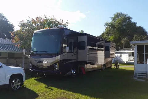 Zephyr Palms RV Resort