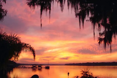 Lynchs Landing RV Park and Cottages