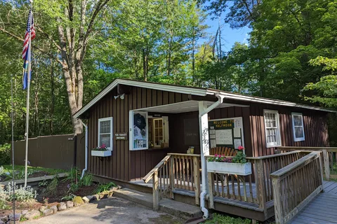 Half Moon Pond State Park