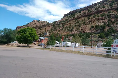 Strawberry Adventures RV