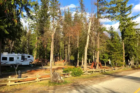 Mabel Lake Resort and Airpark