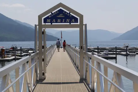 Mabel Lake Resort and Airpark