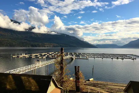Mabel Lake Resort and Airpark