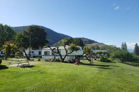Camp-Along Resort