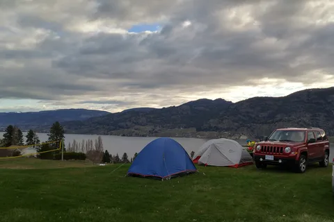 Camp-Along Resort