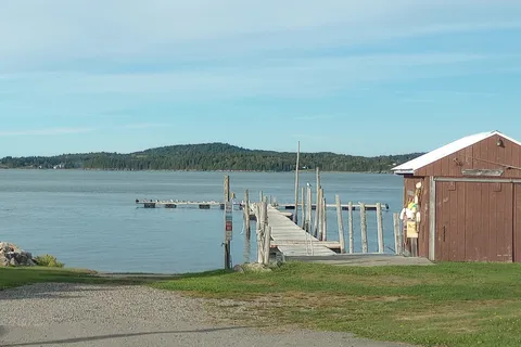 Seaview Campground and Cottages