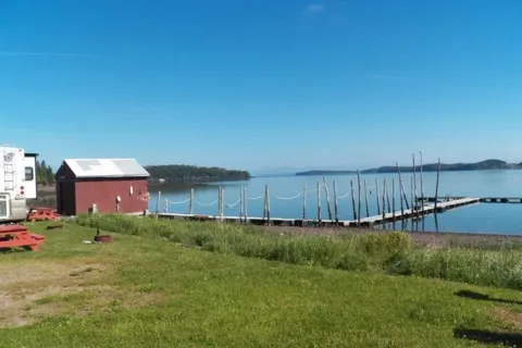 Seaview Campground and Cottages