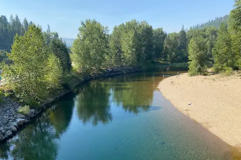 Alberts Landing Campground RV Park and Store