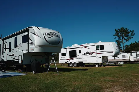 Wanee Lake Golf Course and RV Park