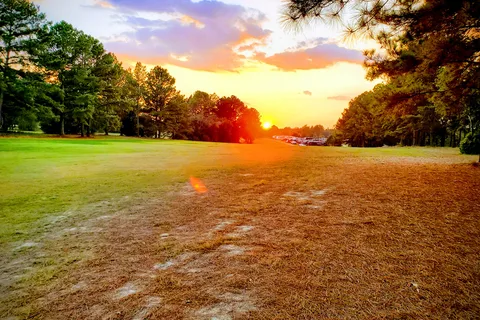 Wanee Lake Golf Course and RV Park