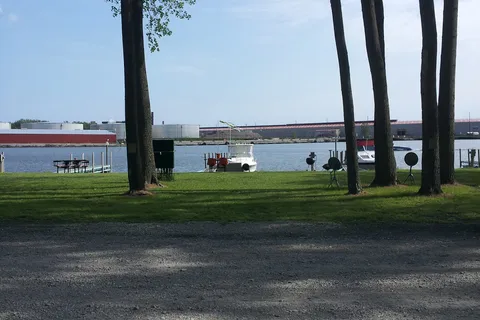 River Raisin Marina and Campground