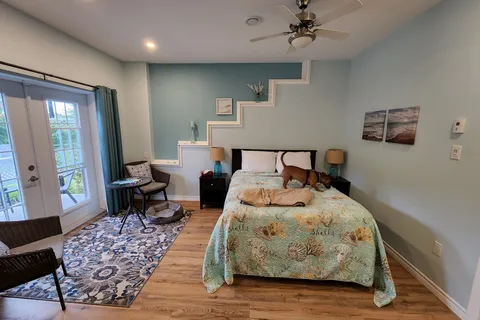 Bayview Motel, Chalets, and RV Park