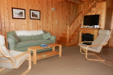 Bayview Motel, Chalets, and RV Park