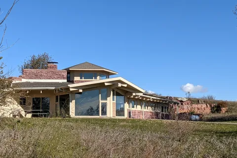 Blue Mounds State Park